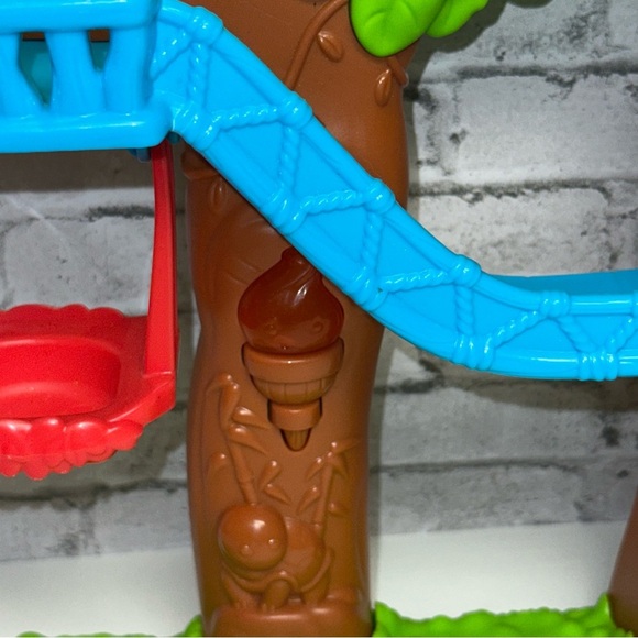 Kid Connection Zoo Play Set Light & Sound Replacement Tree House - Picture 8 of 13